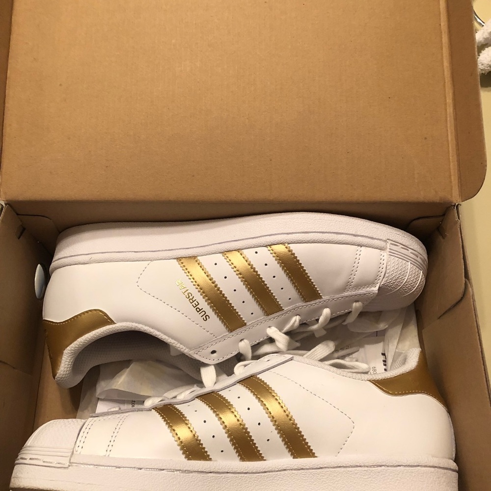 Adidas Superstar - image 2